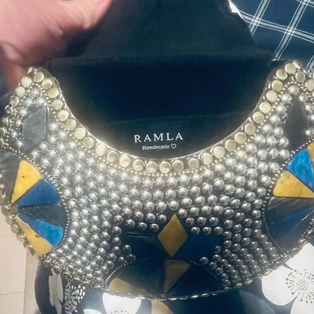 RAMLA handbag Handmade - Picture 5 of 7